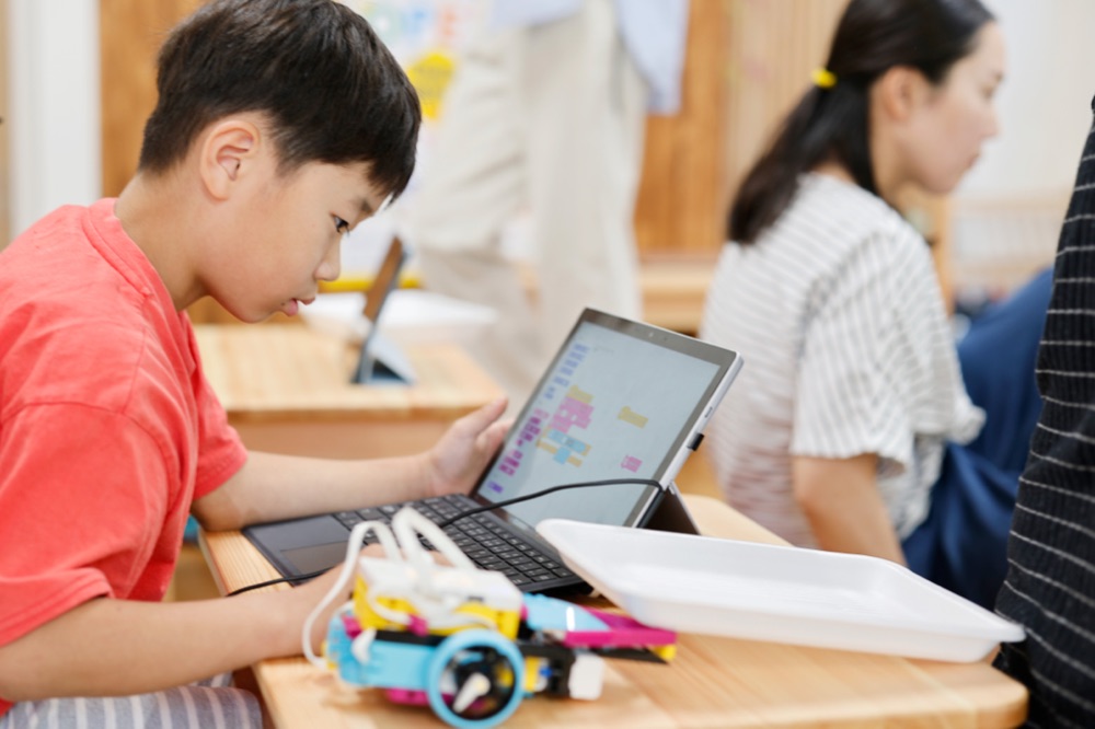 ロボットプログラミング チャレンジクラスの様子